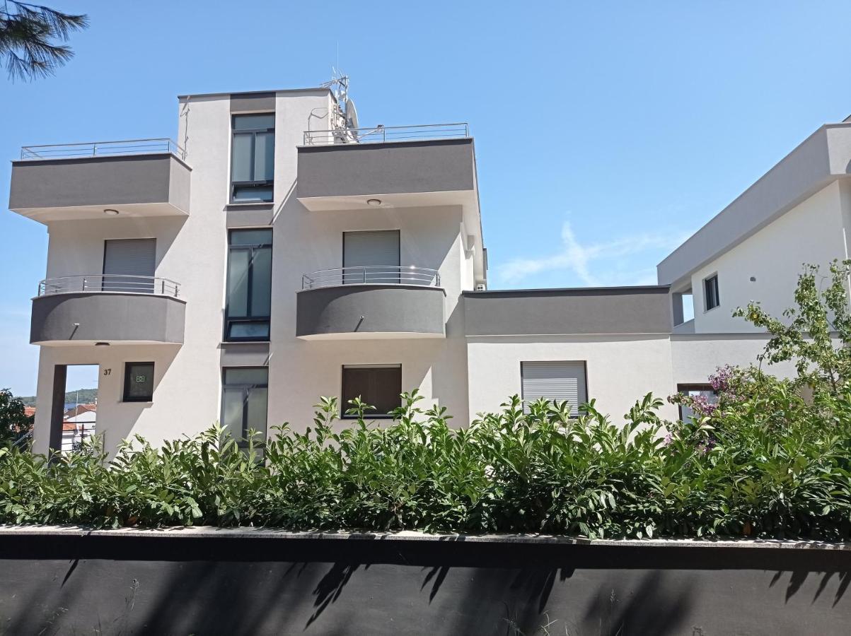 Studio Apartment With Pool Пула Экстерьер фото