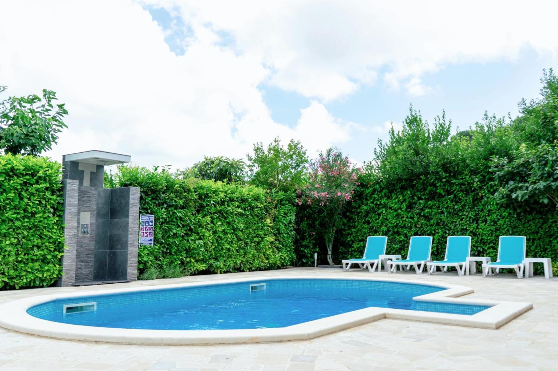 Studio Apartment With Pool Пула Экстерьер фото