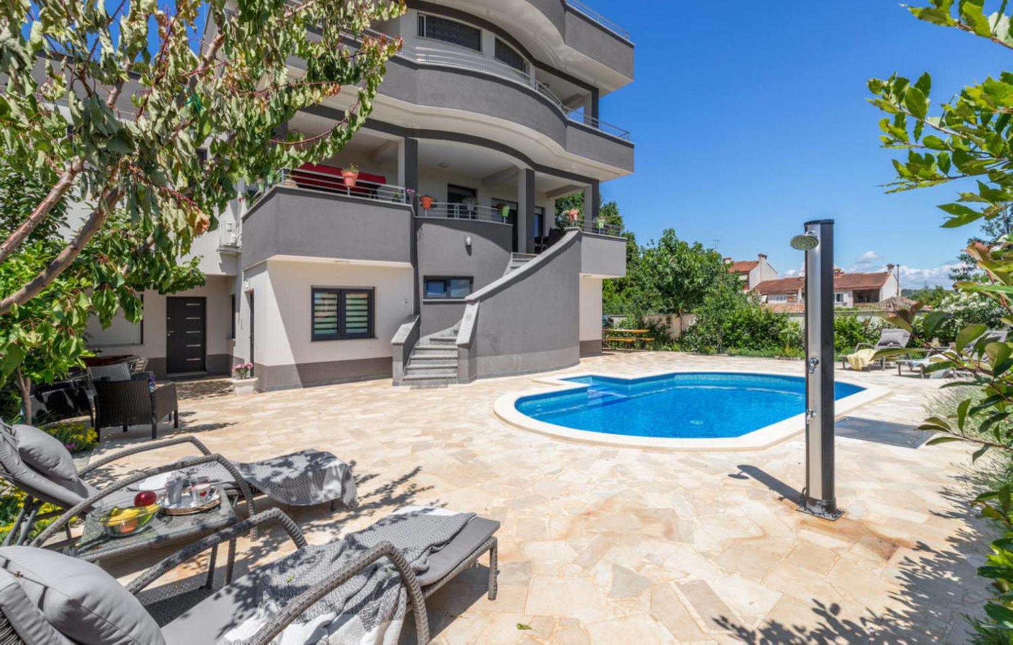 Studio Apartment With Pool Пула Экстерьер фото